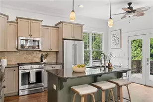 2129 Oakview Rd SE, Atlanta, GA 30317 - Photo 11