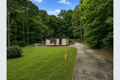 195 Old Fairburn Close SW, Atlanta, GA 30331 - Photo 3