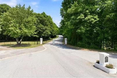 605 Carriage Avenue, Jefferson, GA 30549 - Photo 83