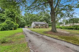 5830 Garner Rd SW, Mableton, GA 30126 - Photo 5