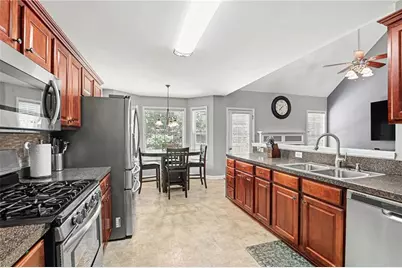 5722 Flowers Ridge SW, Powder Springs, GA 30127 - Photo 7