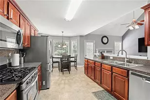 5722 Flowers Ridge SW, Powder Springs, GA 30127 - Photo 7