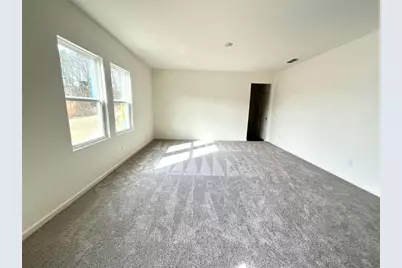 303 Hyde Park, Winder, GA 30680 - Photo 11