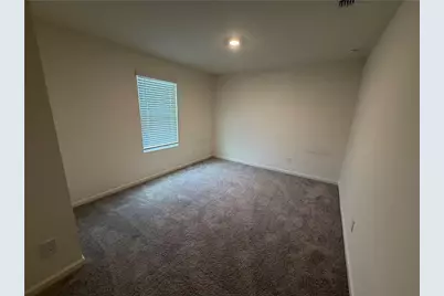 303 Hyde Park, Winder, GA 30680 - Photo 15