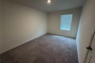303 Hyde Pk, Winder, GA 30680 - Photo 17
