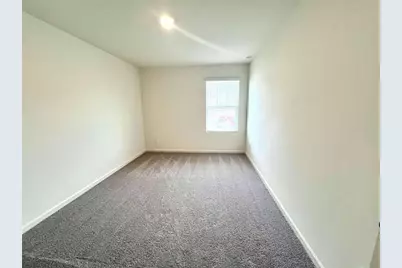 303 Hyde Park, Winder, GA 30680 - Photo 25
