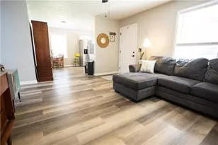 320 Harris St, Monroe, GA 30655 - Photo 7