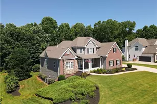 8220 Sagewood Dr, Gainesville, GA 30506 - Photo 3