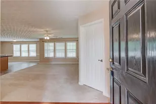 69 Clubhouse Dr, Jefferson, GA 30549 - Photo 43