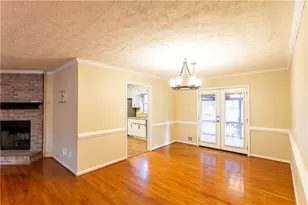 184 Wildflower Dr, Social Circle, GA 30025 - Photo 9