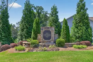 2113 Buford Town Dr, Buford, GA 30518 - Photo 31