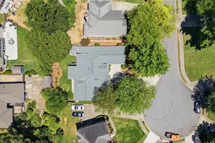 235 Piney Hill Ct, Alpharetta, GA 30022 - Photo 29