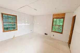 1512 Pine Circle, Lawrenceville, GA 30044 - Photo 5