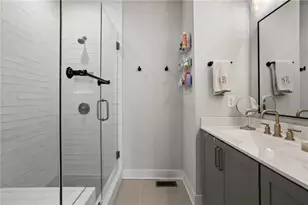 144 Chestnut Cir, Atlanta, GA 30342 - Photo 23