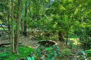 2742 Cliffview Dr SW, Lilburn, GA 30047 - Photo 29