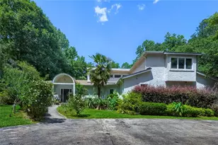 2742 Cliffview Dr SW, Lilburn, GA 30047 - Photo 3