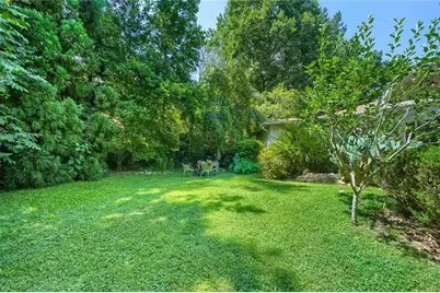 2742 Cliffview Drive SW, Lilburn, GA 30047 - Photo 27