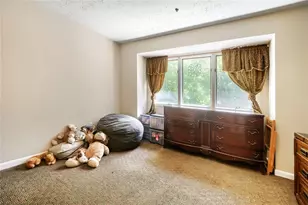 2742 Cliffview Dr SW, Lilburn, GA 30047 - Photo 17