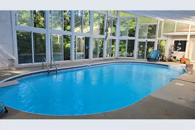 2742 Cliffview Drive SW, Lilburn, GA 30047 - Photo 23