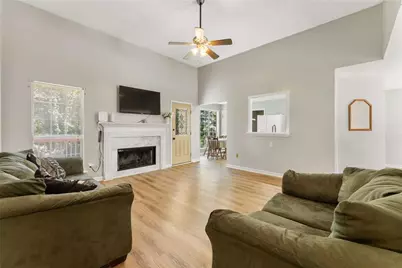 4342 Woodglenn Drive, Gainesville, GA 30507 - Photo 5