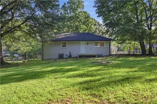 8399 Attleboro Dr, Jonesboro, GA 30238 - Photo 15