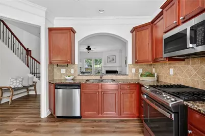 2159 Weldonberry Drive NE #124, Atlanta, GA 30319 - Photo 7