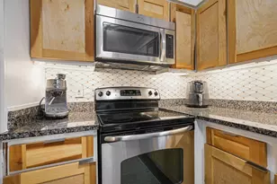 136 Peachtree Memorial Dr NW, Atlanta, GA 30309 - Photo 15