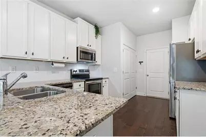 10139 Benton Woods Drive, Covington, GA 30014 - Photo 13