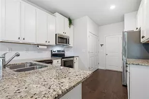 10139 Benton Woods Dr, Covington, GA 30014 - Photo 13