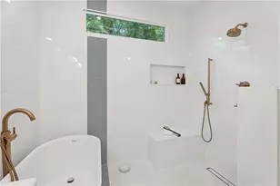 2094 Azalea Cir, Decatur, GA 30033 - Photo 23
