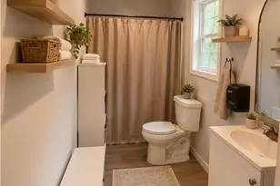 5510 Latham Manor Dr, Gainesville, GA 30506 - Photo 15