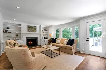 2912 Vinings Forest Way SE, Atlanta, GA 30339 - Photo 3