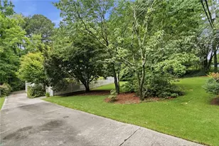799 Larry Ln, Decatur, GA 30033 - Photo 41