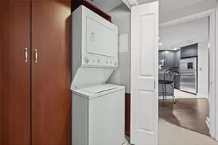 3338 Peachtree Rd NE, Atlanta, GA 30326 - Photo 17