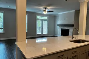 529 Clover Ln, Alpharetta, GA 30009 - Photo 3