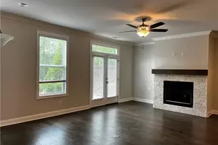 529 Clover Ln, Alpharetta, GA 30009 - Photo 5
