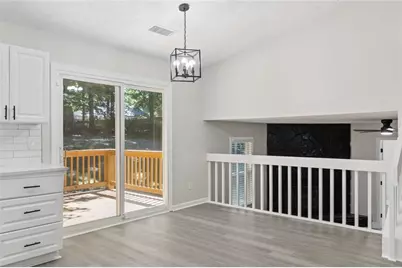 708 Greenhedge Drive, Stone Mountain, GA 30088 - Photo 9