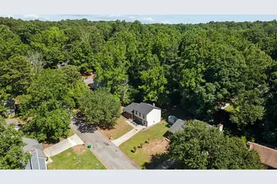 708 Greenhedge Drive, Stone Mountain, GA 30088 - Photo 29