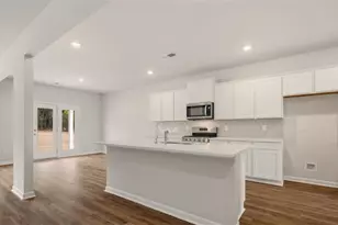 817 Pelham Way, Locust Grove, GA 30248 - Photo 5