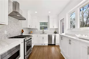 2226 Melante Dr NE, Atlanta, GA 30324 - Photo 13