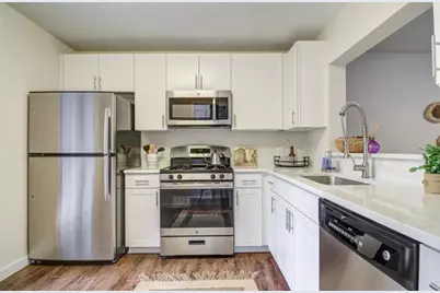 8 Cumberland Way #5-322, Smyrna, GA 30080 - Photo 1
