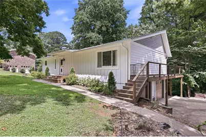 3721 Griffin Drive, Gainesville, GA 30506 - Photo 1