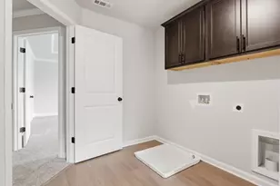 408 Pinewood Dr, Covington, GA 30014 - Photo 27