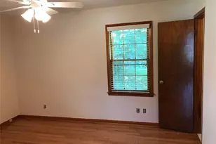 1321 Mary Dale Dr, Lilburn, GA 30047 - Photo 11