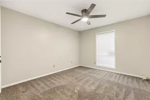 6851 Roswell Rd, Sandy Springs, GA 30328 - Photo 17