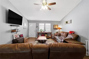 328 Highland Estate, Commerce, GA 30529 - Photo 5