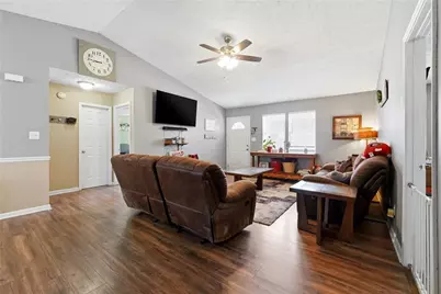 328 Highland Estate, Commerce, GA 30529 - Photo 7