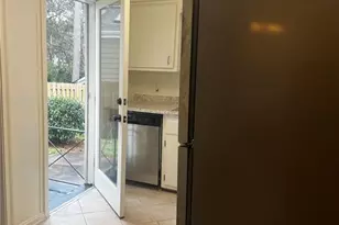 977 Lindridge Way NE, Atlanta, GA 30324 - Photo 5