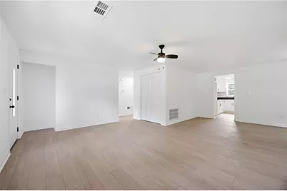 5266 Long Green Lane, Stone Mountain, GA 30088 - Photo 3
