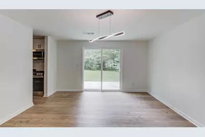 5266 Long Green Lane, Stone Mountain, GA 30088 - Photo 5